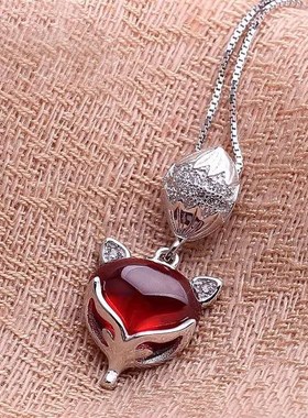 宝俊银饰a 石榴石狐狸宝石吊坠 S925 足银990 美人如狐  一件代发