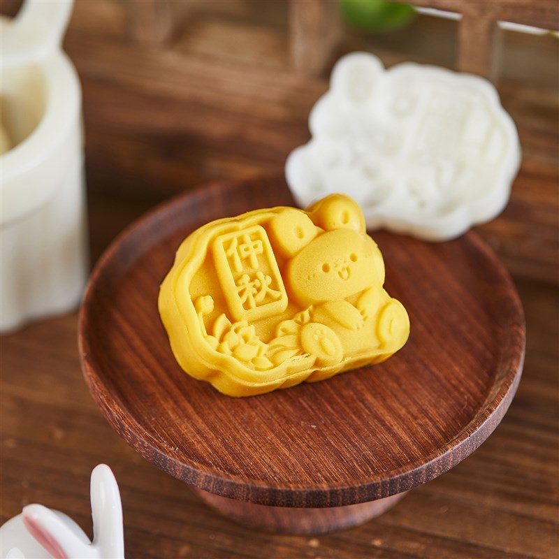 中秋50g冰皮流心o兔子月饼绿豆糕按压模具手压式家用商用压模