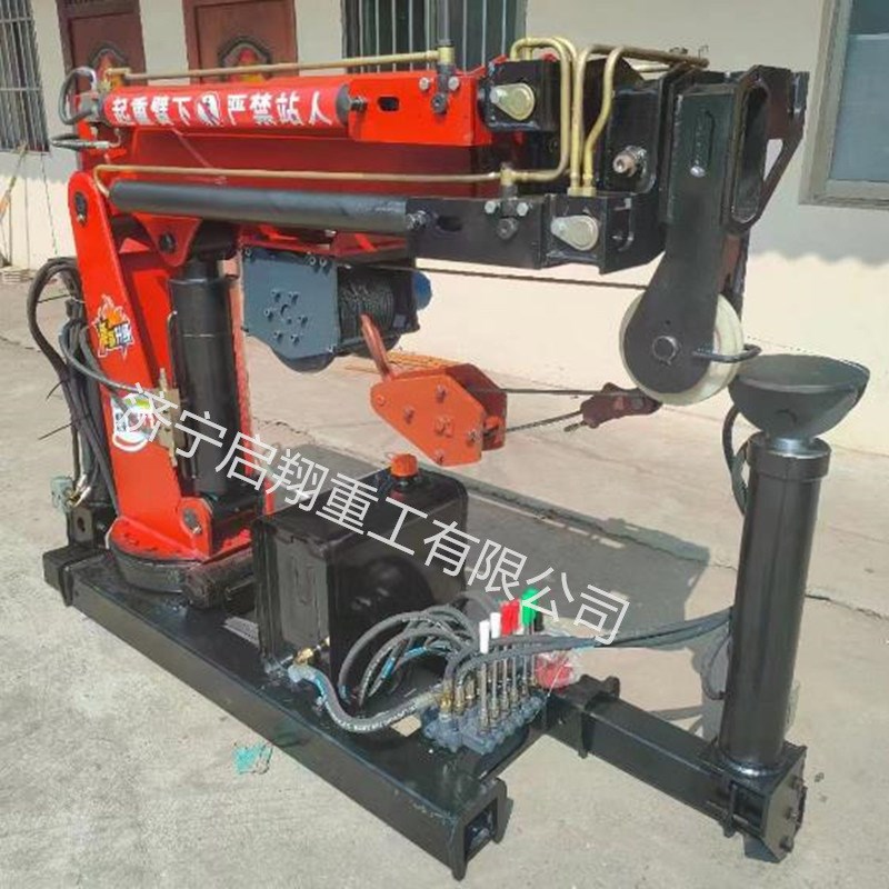 农用随车式小吊机 3吨轻卡车安装吊机 J便携式小型吊机可折叠厂家