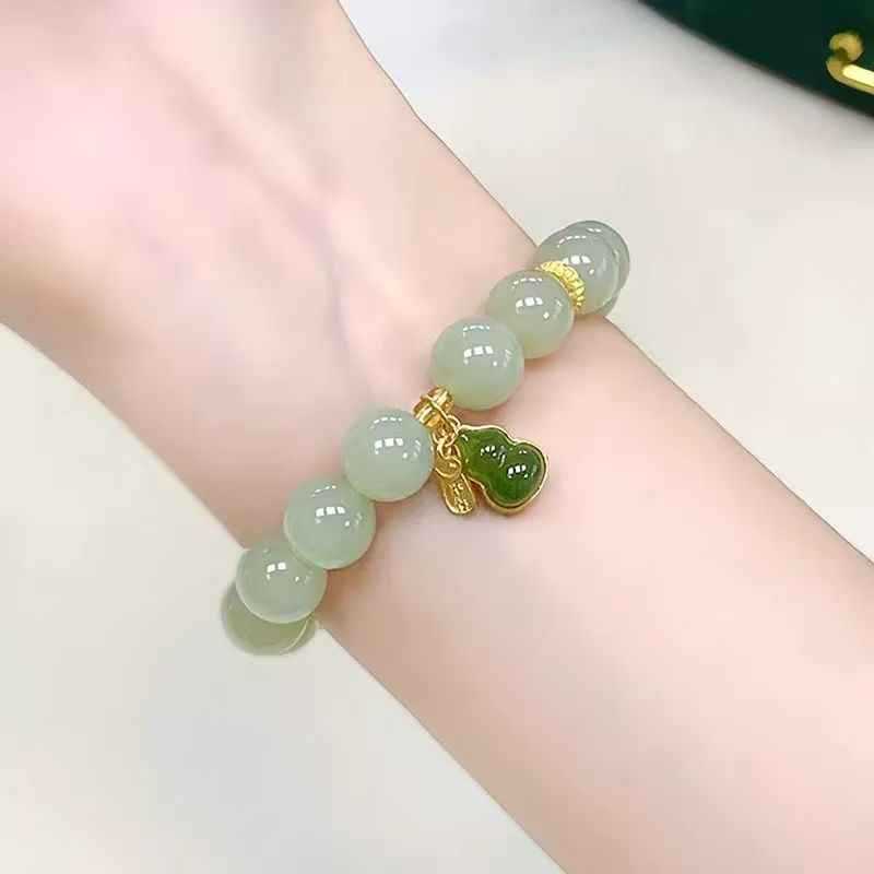 天然和田玉葫芦吊坠手链女复古新中式轻奢小众镀金本命年手串