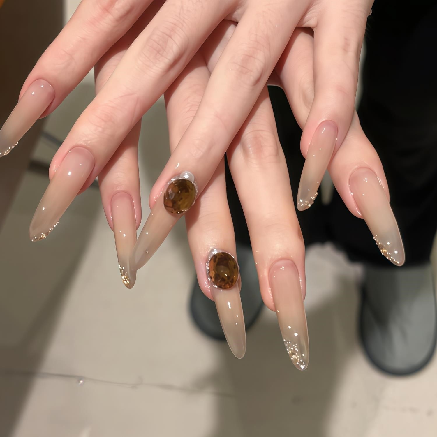 手工定制穿戴美甲裸色婚甲显白秋冬美拉德咖色华子长香槟孕妇新娘