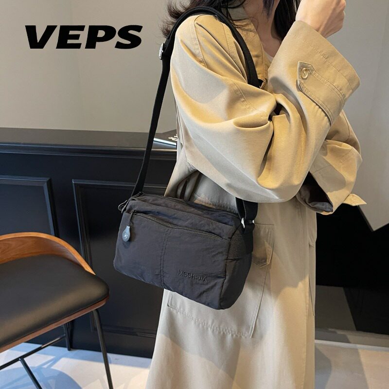 VEPS轻便小方包女简约斜挎包百搭休闲通勤手机杂物随身单肩小包