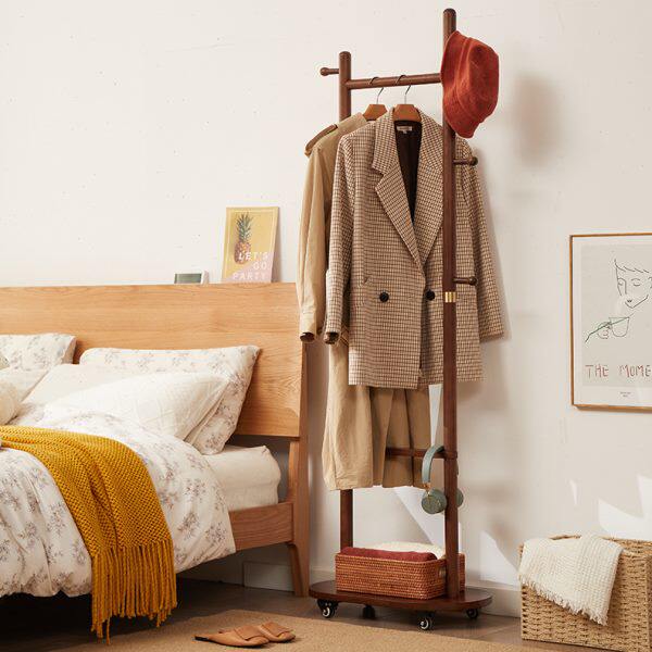 小户型挂衣架榉木落地衣帽架门口玄关卧室简约带轮可移动衣架子