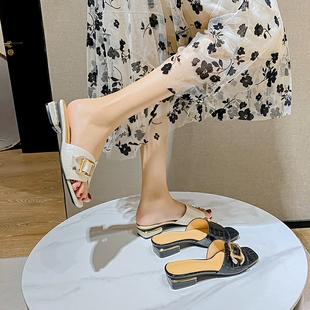 鞋 2021年夏季 粗跟一字拖外出大码 新款 X拖41一4 高跟凉拖女外穿时尚