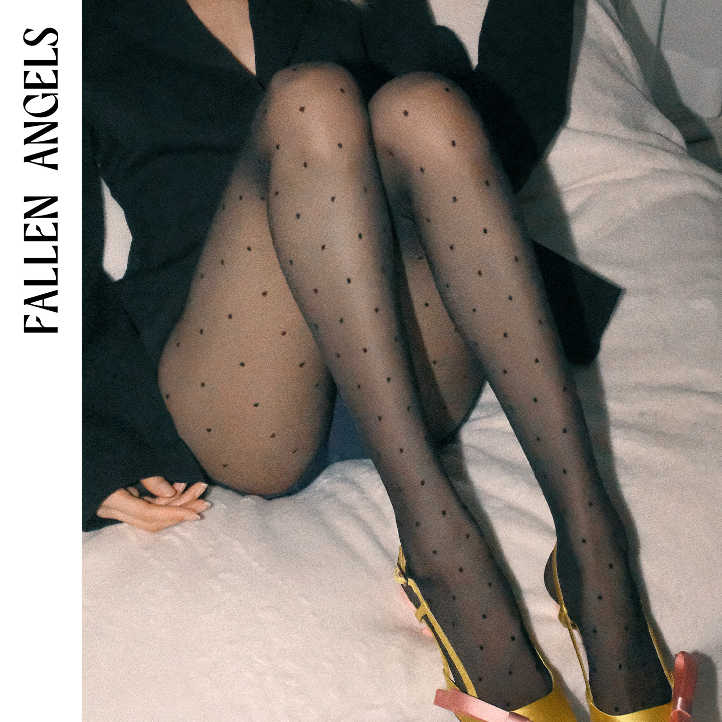 【博主同款】波点高透无缝连裤袜