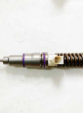 沃尔MD13柴油喷油器总成21379931 燃油泵