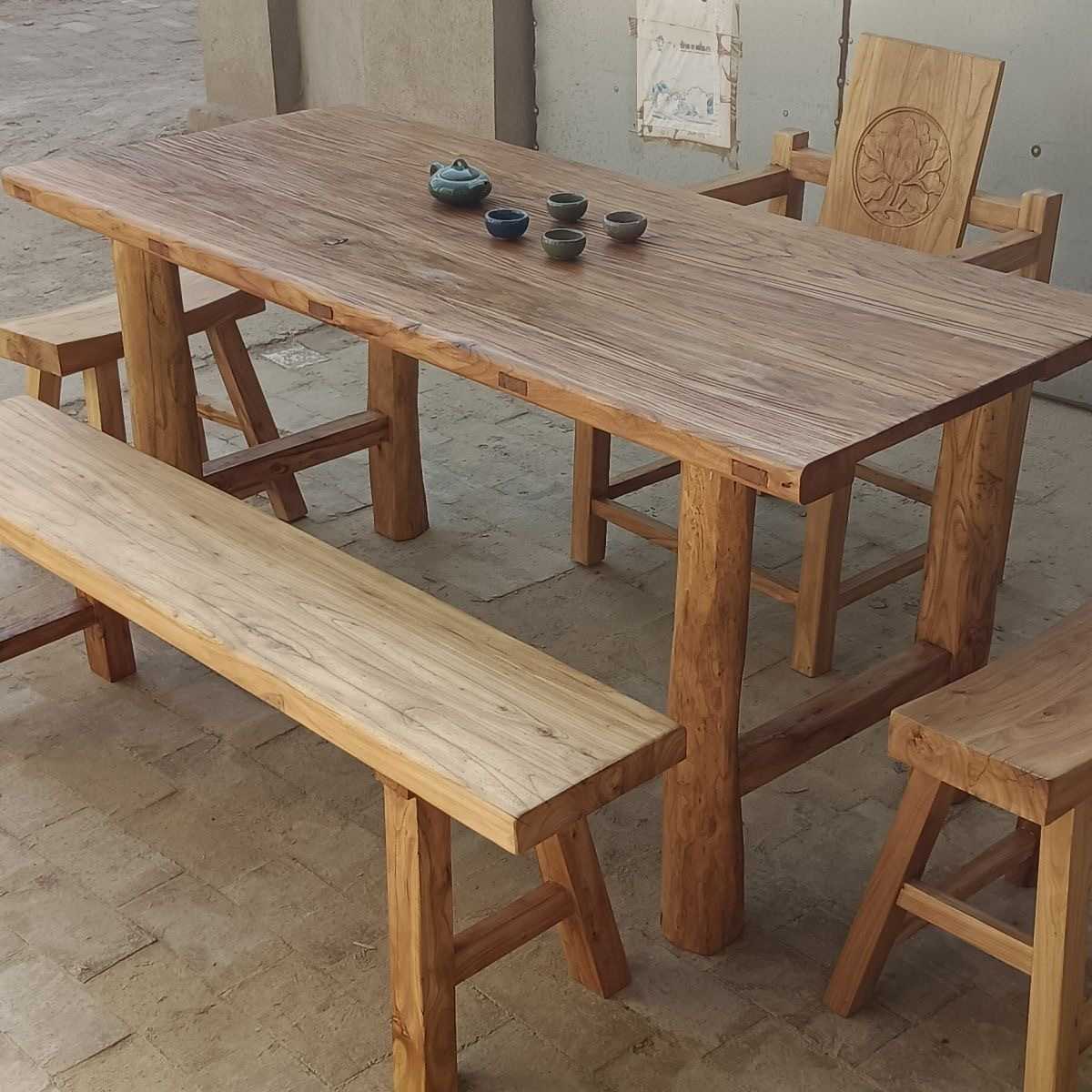 老榆木茶桌复古茶台实木书桌民宿桌椅原木做旧风化老门板桌子