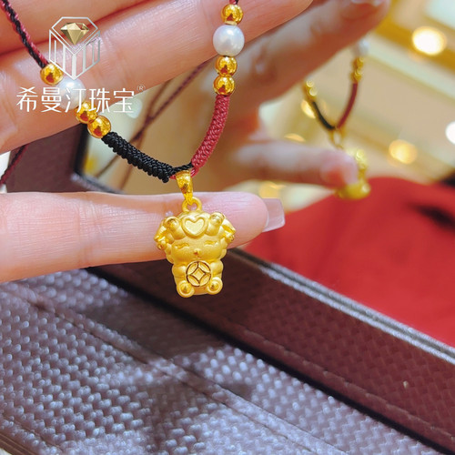 希曼汀黄金抱钱币吊坠足金999生肖羊转运珠挂坠本命年送女友礼物