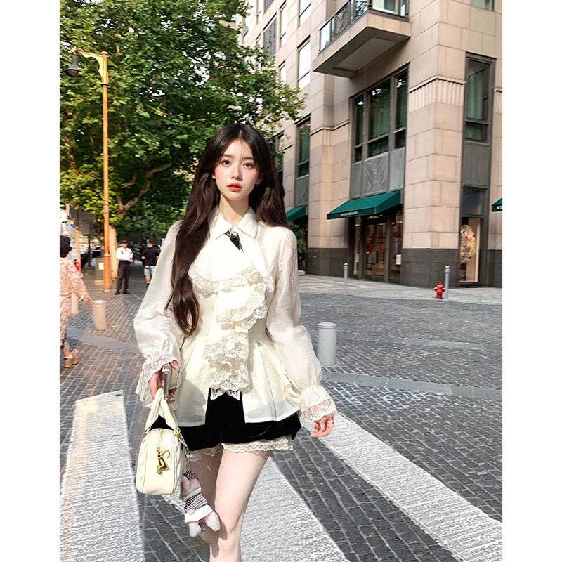 法式复古宫廷风蕾丝荷叶边衬衫秋冬小众设计上衣+短裤套装2025