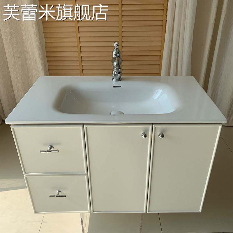 芙蕾米奶油中古风浴室柜实木烤漆洗漱台可定制陶瓷一体盆小红书小花卫浴饰品摆件垫垫