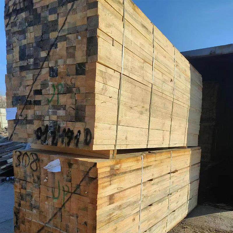 白俄罗斯木方木材3米4米乌克兰樟子松方木进口烘干抛光精方口料
