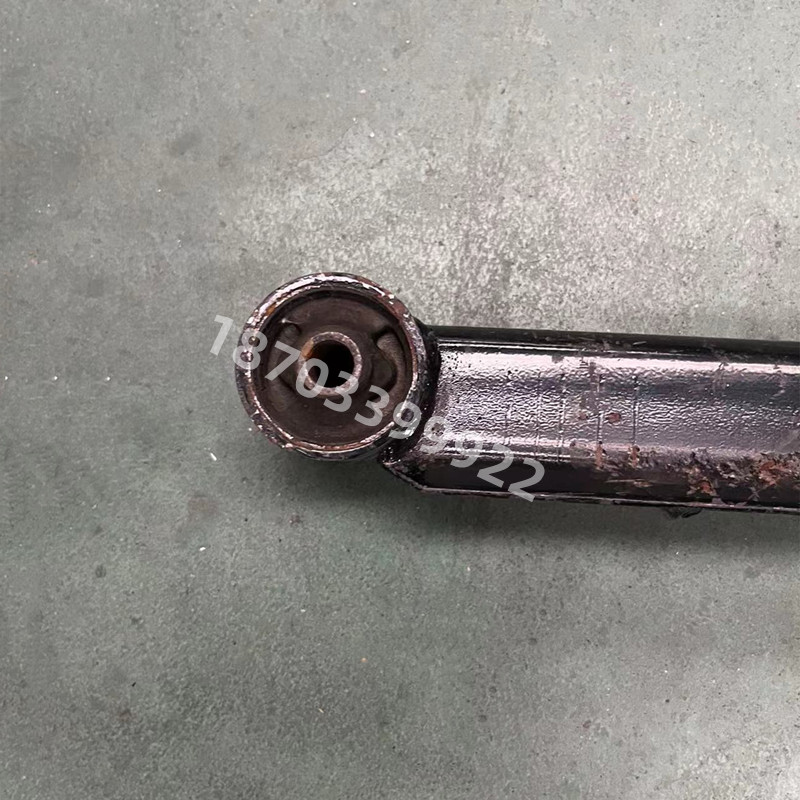 适配猛禽款龙启特鲁夫明爵盛昊昊颖电动四轮车下支臂后托臂下摆臂