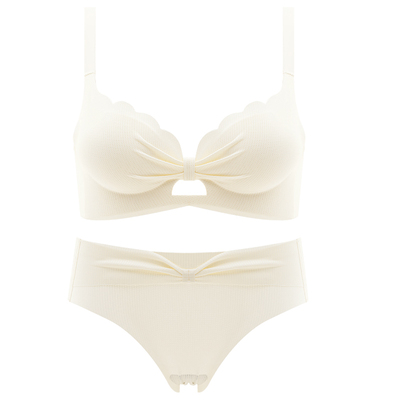 内衣女小胸聚拢显大2025新款爆款收副乳防下垂无痕夏季文胸罩套装