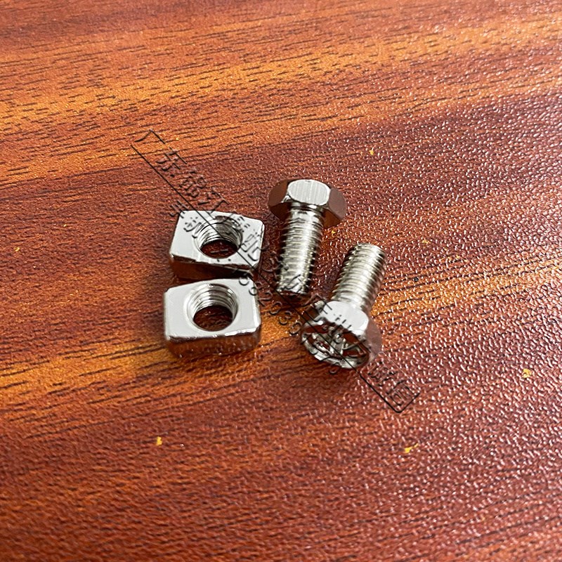 适用于摩托车大灯底座螺丝螺帽导流罩灯箱大灯安装固定螺丝螺母