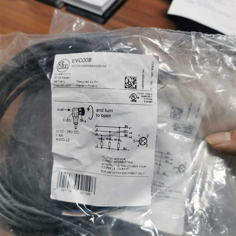 包邮IFM EVC008 5M E10409连接线原装现货议价