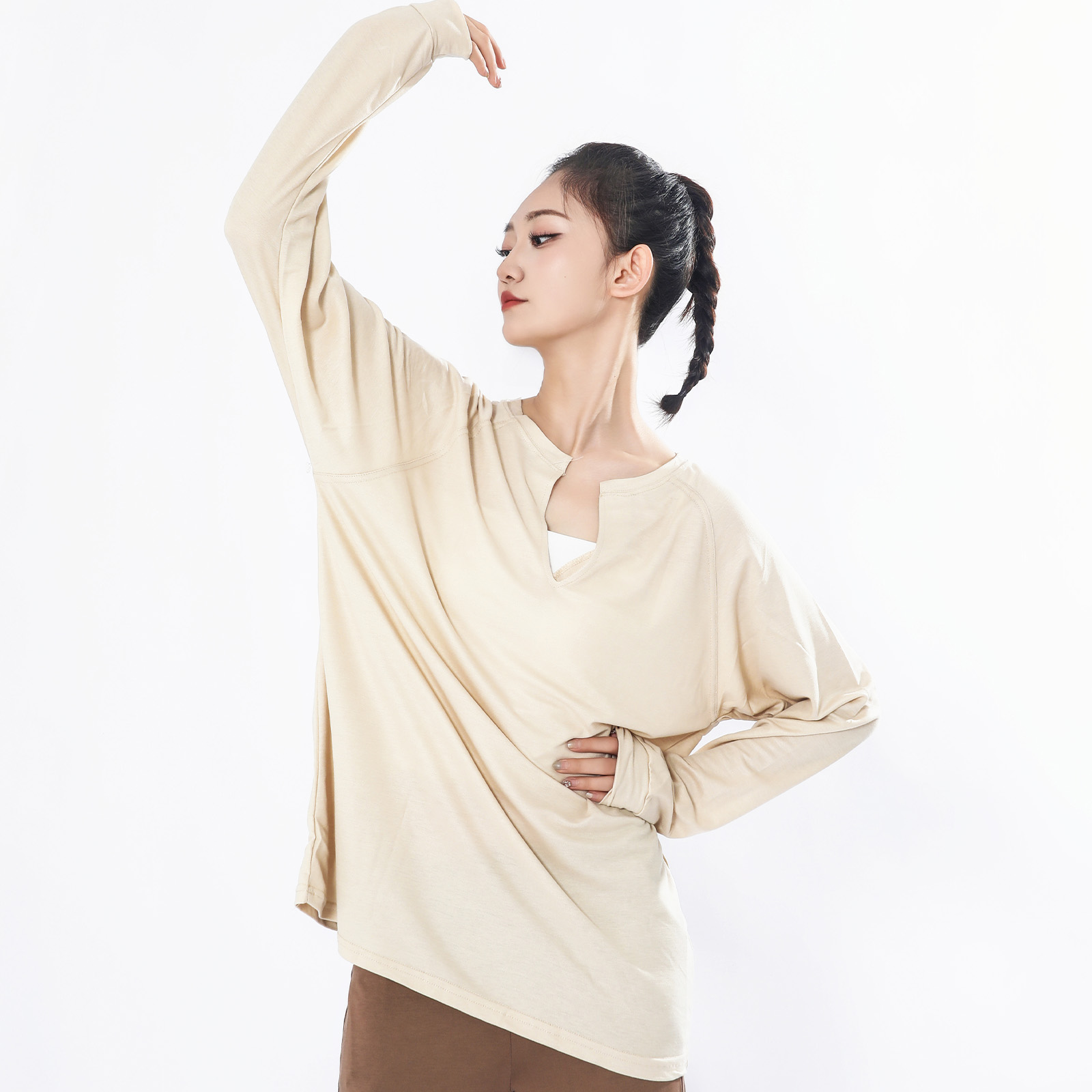 艾舞尔现代舞舞蹈生日常穿搭宽松深v男女同款个性长袖T舞蹈上衣