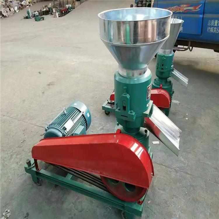 玉米秸秆柴油颗粒机鸡鸭鹅电动制粒机干湿两用养殖场饲料机