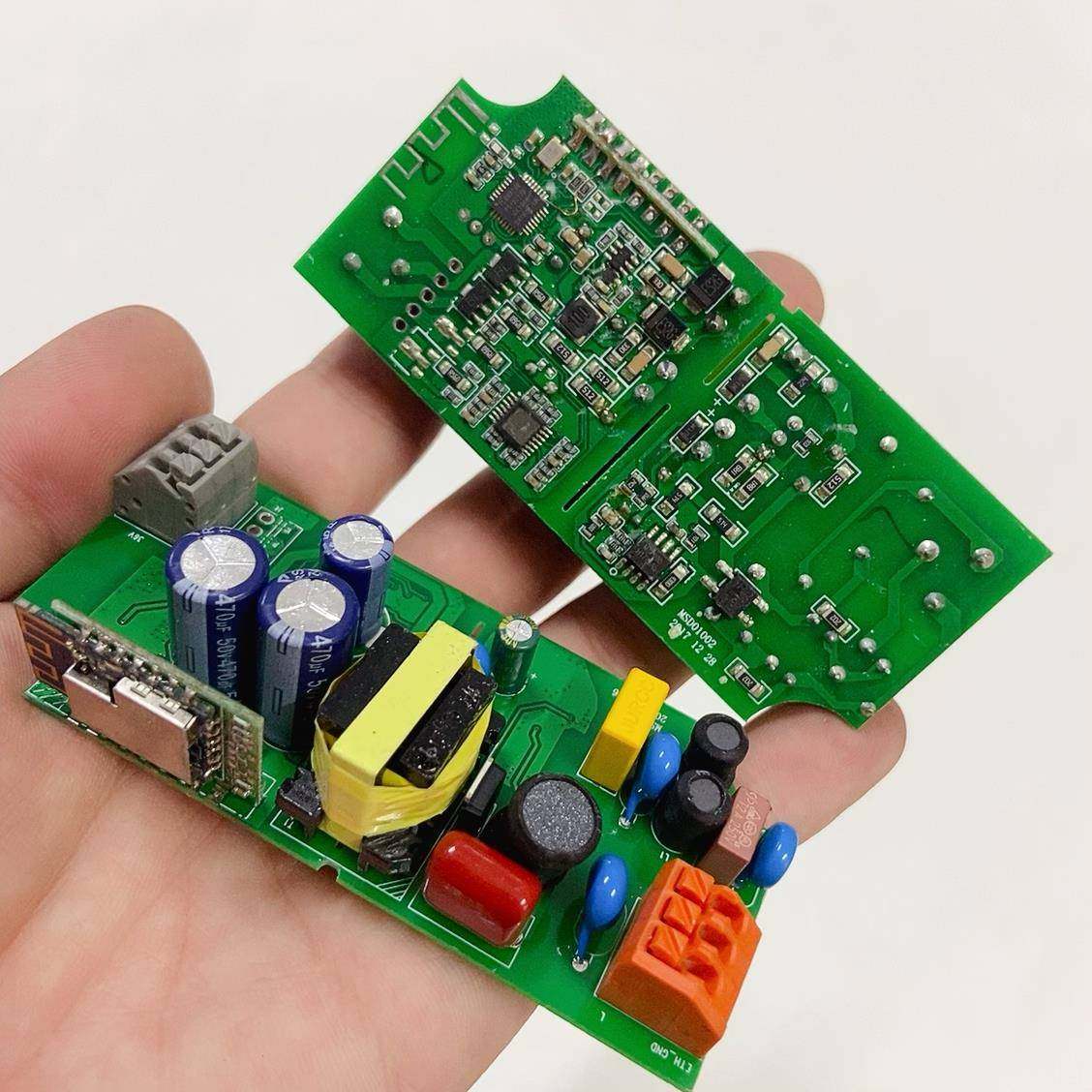 LED驱动电源 ESP8285+TLSR8266 带蓝牙 diy用途 无资料