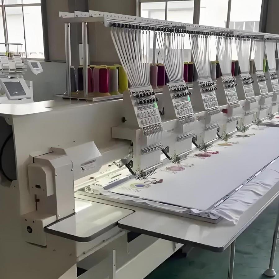 4头电脑绣花机成衣帽子个性化民族多头刺绣机高速三头四头马头机