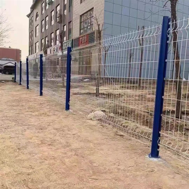 桃型柱护栏网高速公路护栏网花园围栏栅栏室外养殖围栏网格铁丝网