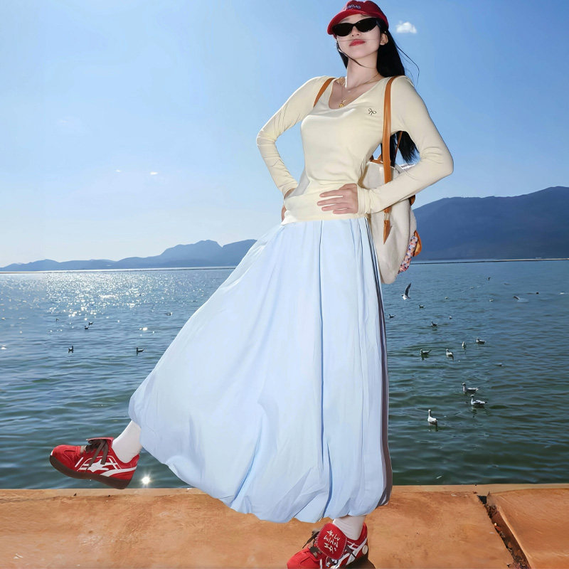 蓝色花苞半身裙女夏季2025新款高腰显瘦a字小个子中长款蓬蓬伞裙