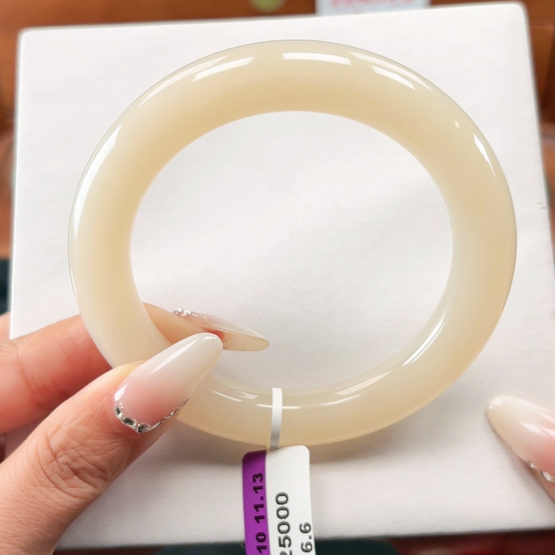 h210野牛沟高品浓粉胖圆条手镯61.8,珠宝/钻石/翡翠,其他,淘宝优惠券,粉丝福利购,淘宝优惠卷