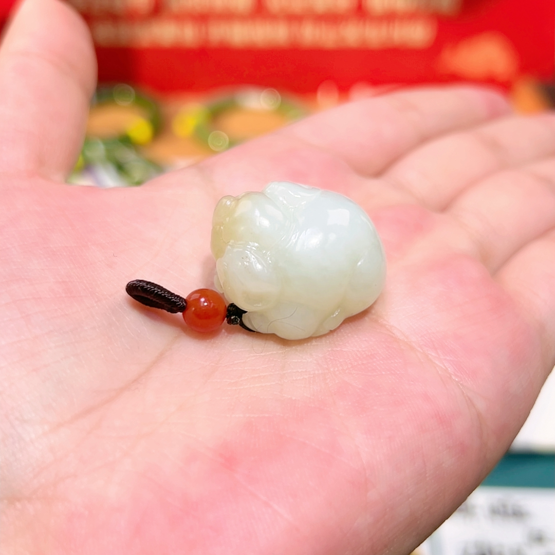 h16 新疆且末金山糖白生肖猪正价3780 无瑕疵无包容特价福利价