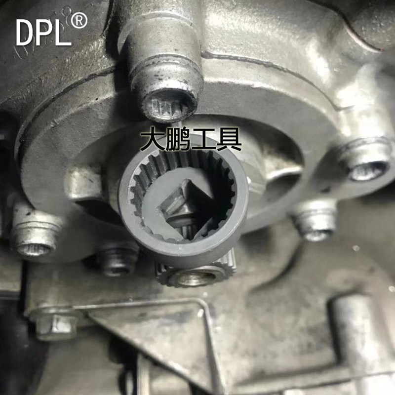 适用于兰博基尼6.5蝙蝠 LP700曲轴皮带轮拆卸调节套筒正时专用工