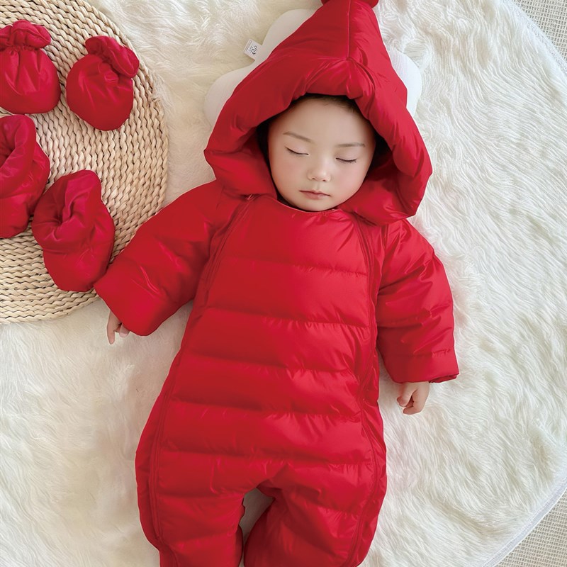 婴儿羽绒服冬f季连体衣宝宝加厚外出服抱衣新生儿保暖爬服连体冬