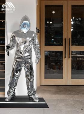 商场卫衣人艺术雕塑电镀坐姿模特大摆件酒吧ktv大厅开业人物装饰