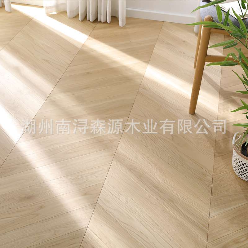 纯三层黑胡桃3.0mm鱼骨拼现代简约橡木家装实木复合地板地暖地热