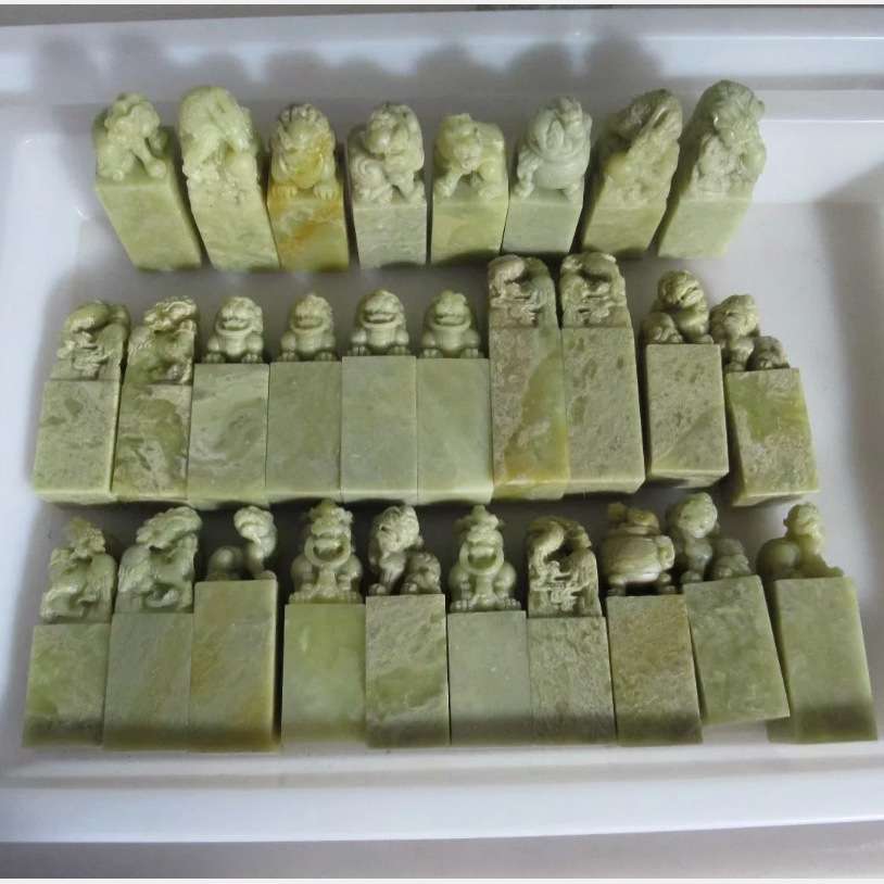 2.5*2.5*8精品青田石封门青老性石料纽章金石篆刻印章方章随机批