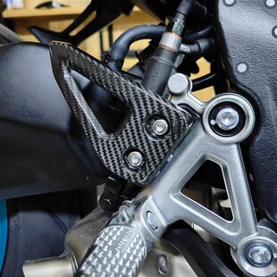 (工厂直销)春风675sr 改装碳纤维排气管盖消声器罩排气管罩