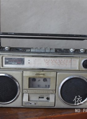 怀旧老物件老旧收音机收录机手提收音机录音机装饰品摆设摄影道具