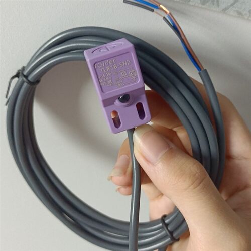台泉电气电感式接近开关金属感应传感器 TLR18-5N1 (SN05-N)