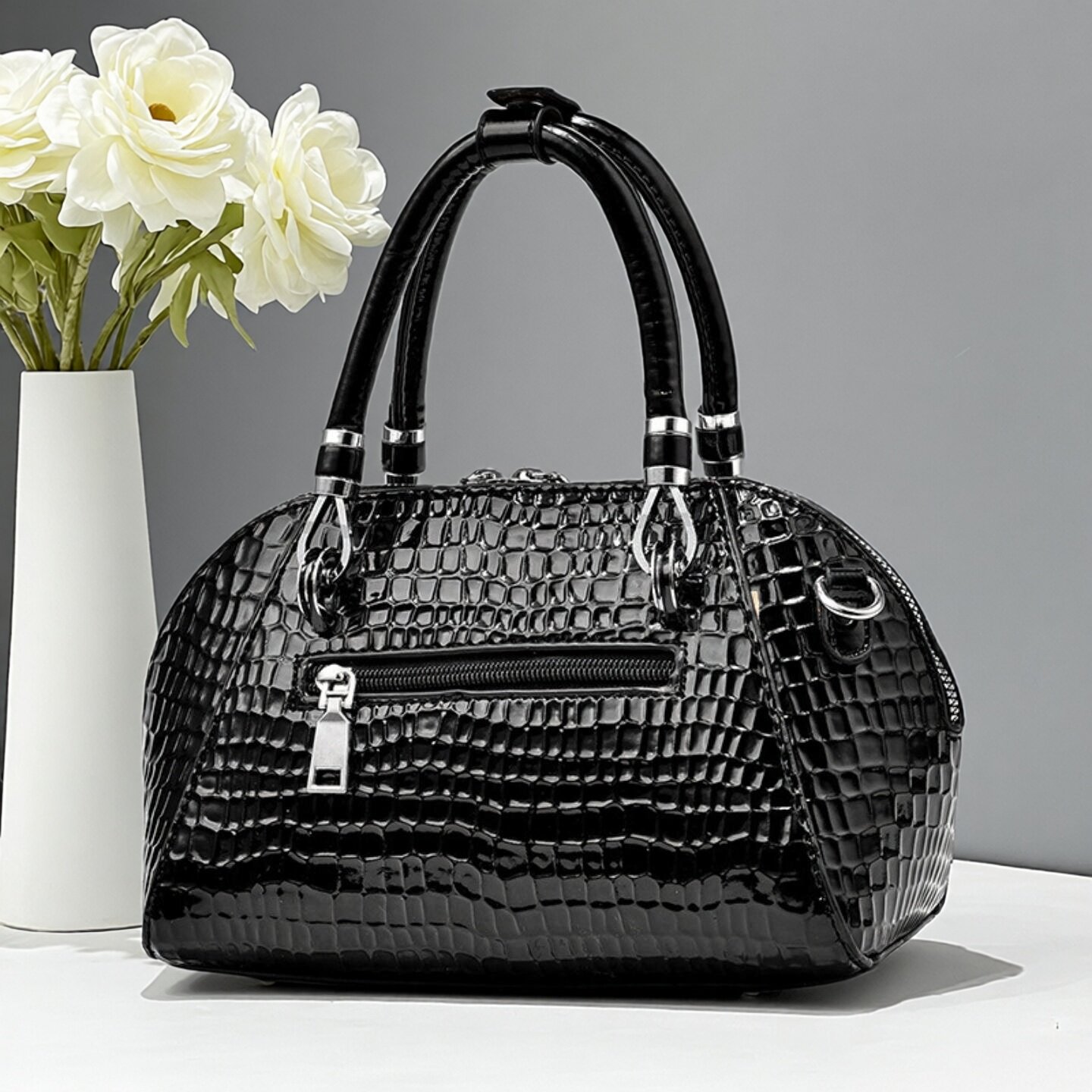 真皮质感鳄鱼纹贝壳包大容量手提