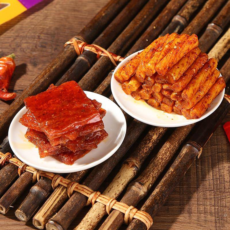 华沣麻辣素牛筋辣条童年怀旧经典休闲零食宿舍校园解馋小吃一整箱