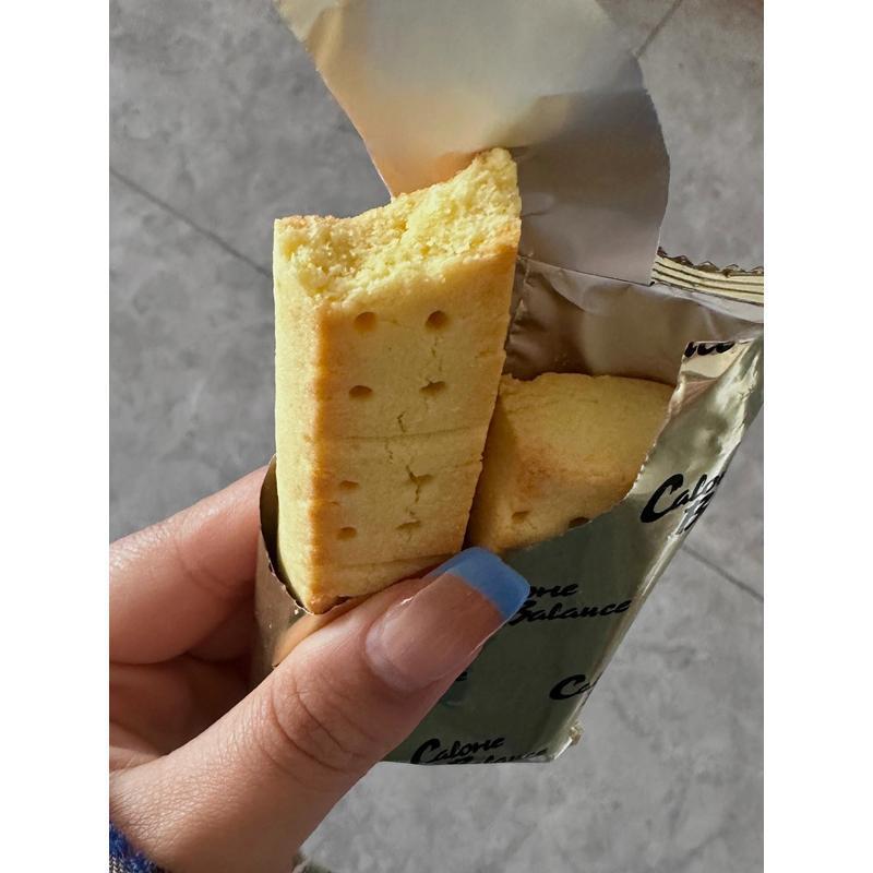 新货韩国海太奶酪芝士饼干奶酪夹心代餐棒压缩苏打饼干手指饼干威
