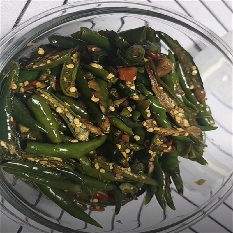 特制腌辣椒小米椒青椒泡椒下饭菜咸菜剁椒辣椒酱腌菜