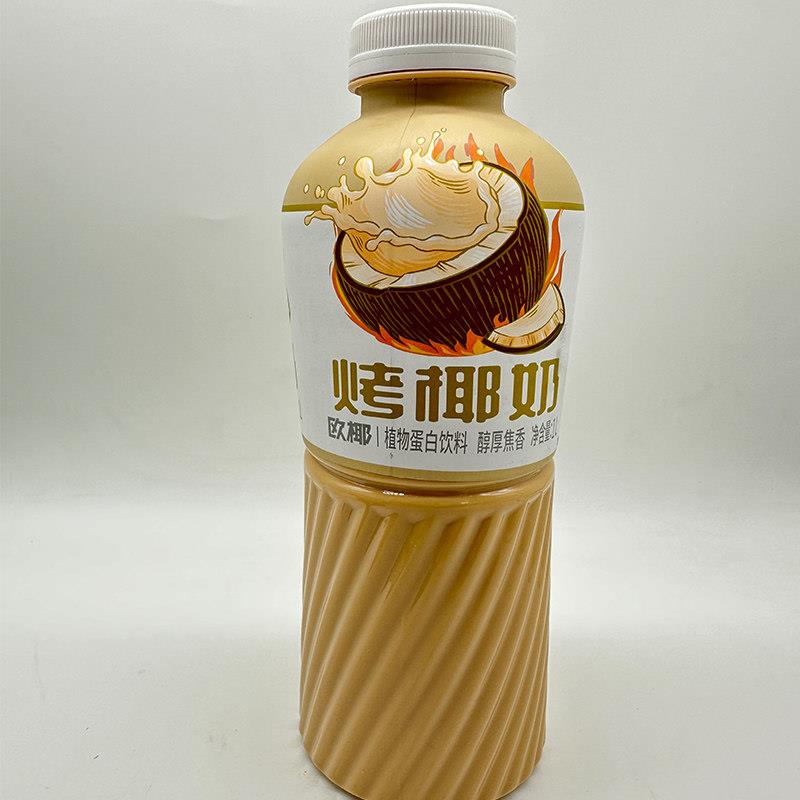哪咤捏爆椰子水青提汁大瓶装烤椰奶网红款果汁饮品1L瓶