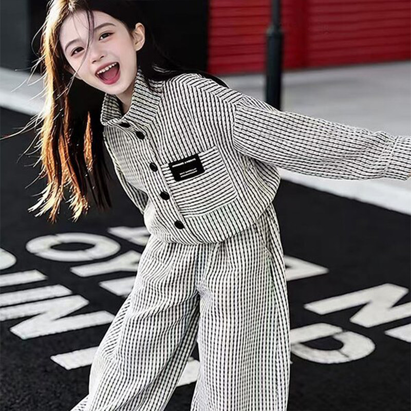 女童洋气春装两件套2026新款休闲中大童套装春秋季时髦宽松童装潮