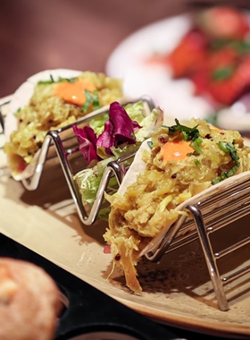 餐厅创意不锈钢墨西哥taco薄饼架日式西餐料理位上寿司玉米饼餐具