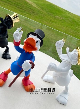 潮流轻奢唐老鸭招财鸭桌面摆件家居客厅玄关高级感软装饰品摆设