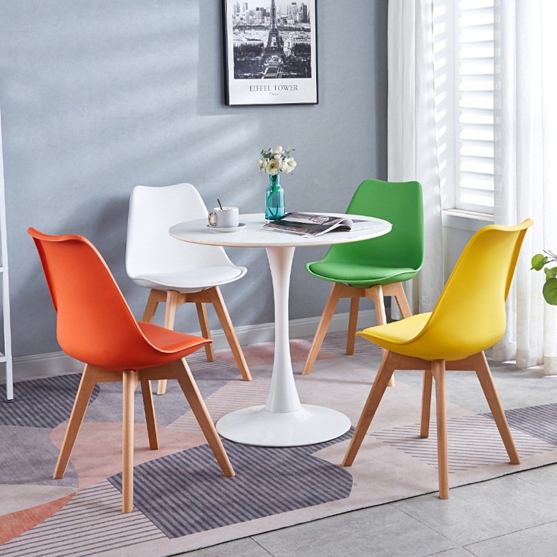 北欧培训班家用餐椅靠背办公简约休闲椅塑料化妆实木洽谈会议椅子