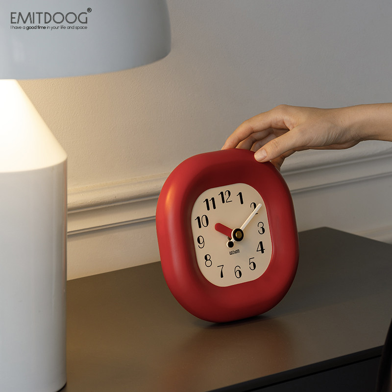EMITDOOG客厅卧室创意座钟玄关时钟装饰品电视柜高级感桌面摆件