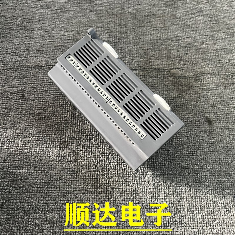 DVP40EC00R3 成色新台达PLC继电器输出 现货质量保证实物拍摄