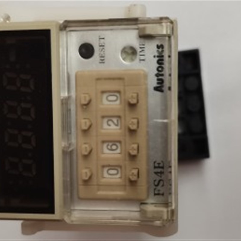 二手 FS4E 奥拓尼克斯Autonics TIMER 计时器 时间继电器 九成新