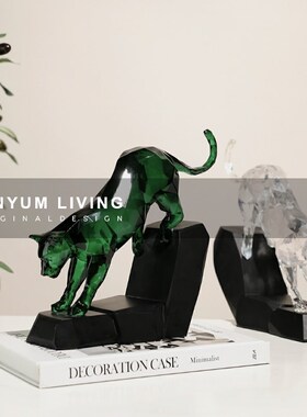 现代轻奢家居电视柜工艺品摆x设办公室豹子动物摆件样板间软装饰