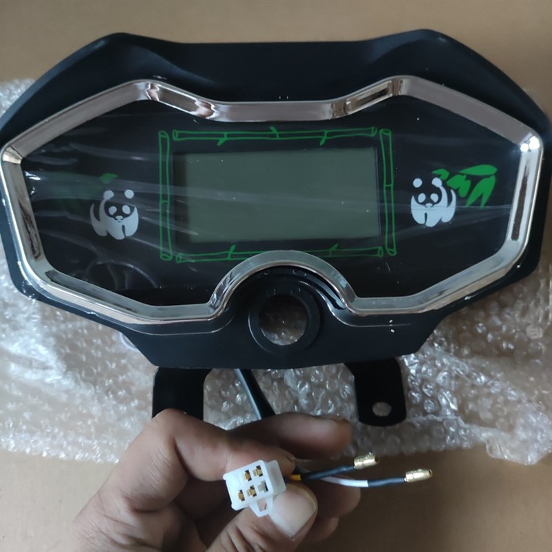 电动车仪表盘总成公插头4+2,48 60 72V通用电动Y车液晶仪表