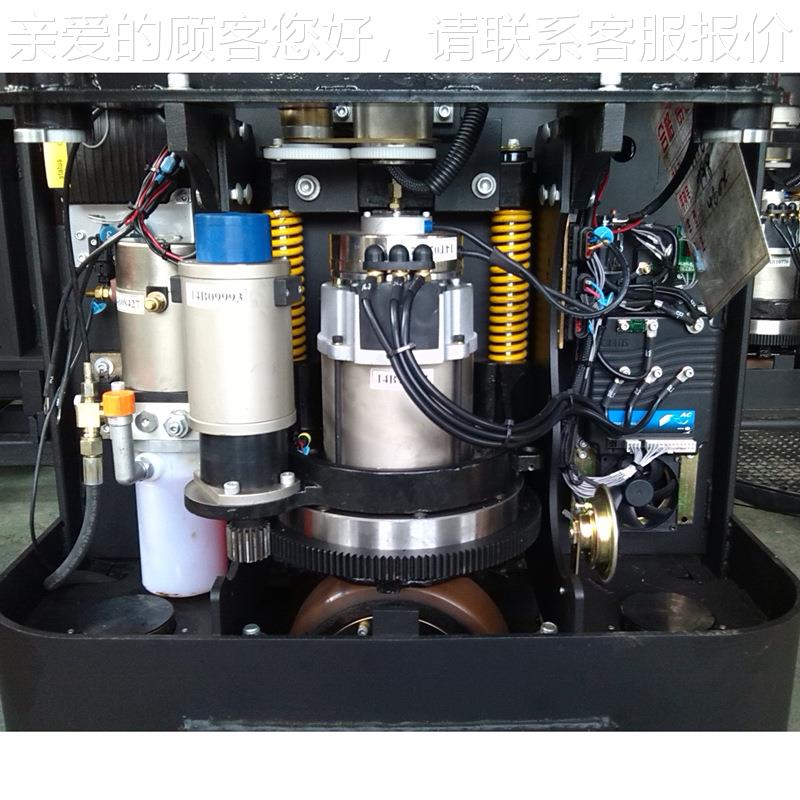 电叉车堆垛车708窄sz4houla动r好拉站驾式电动堆高车三门架.腿5米